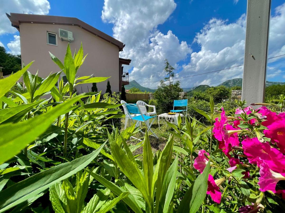 Sunlight Cottage Maya Virpazar Ngoại thất bức ảnh