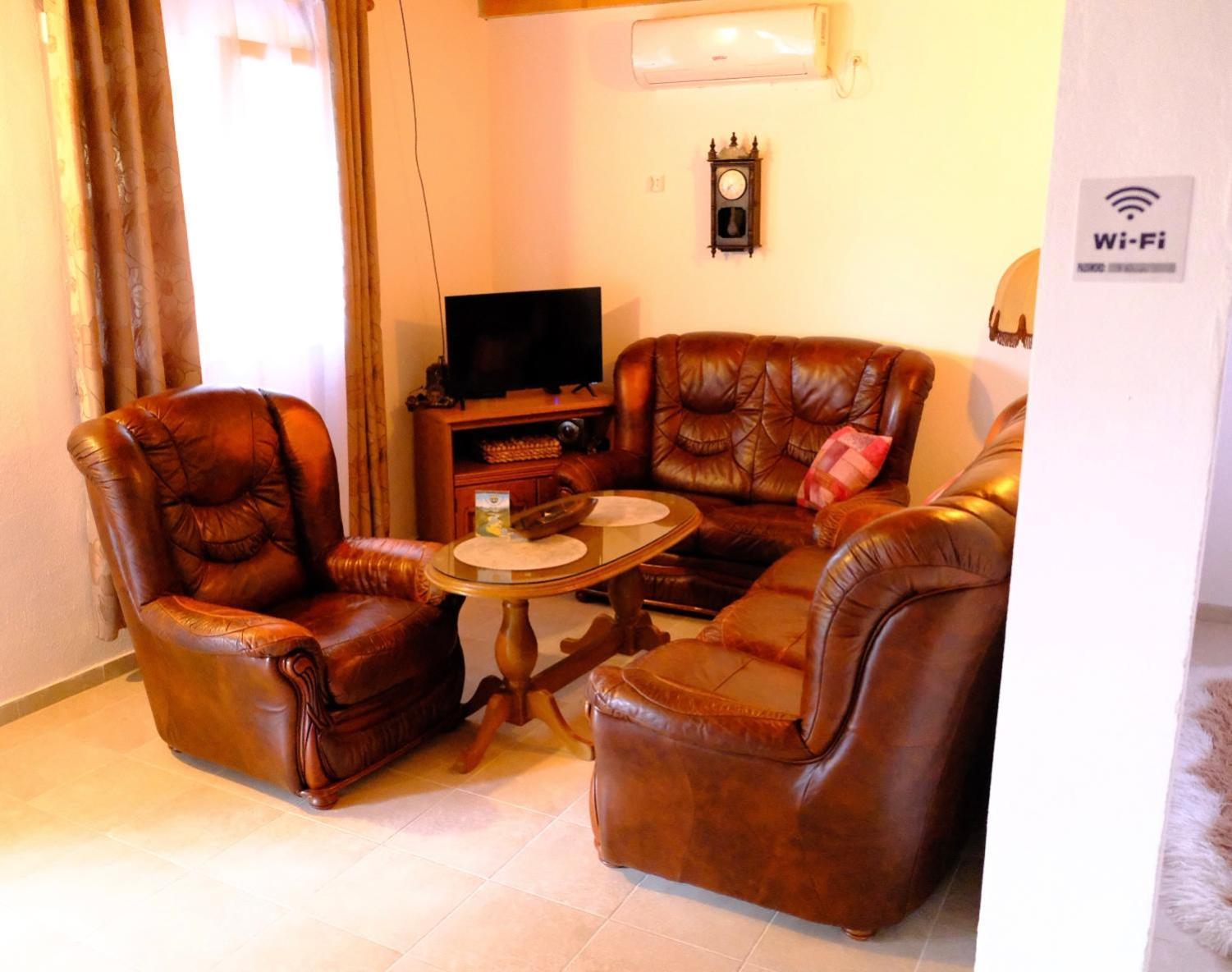 Sunlight Cottage Maya Virpazar Ngoại thất bức ảnh