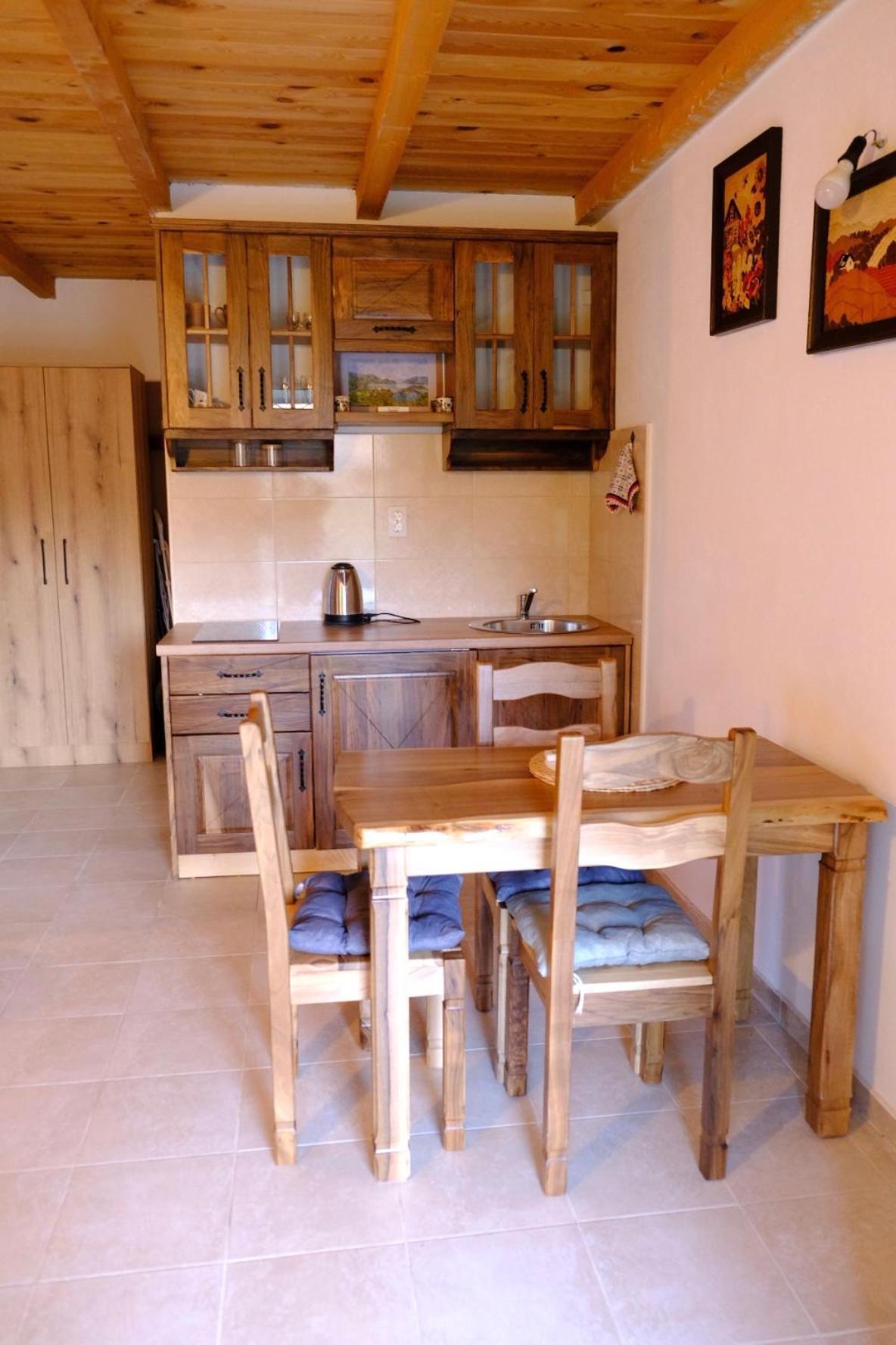 Sunlight Cottage Maya Virpazar Ngoại thất bức ảnh
